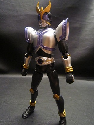 S.H.Figuarts 仮面ライダークウガ　タイタンフォーム