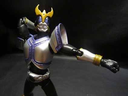 S.H.Figuarts 仮面ライダークウガ　タイタンフォーム
