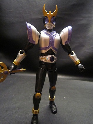 S.H.Figuarts 仮面ライダークウガ　タイタンフォーム
