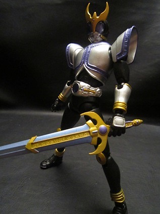 S.H.Figuarts 仮面ライダークウガ　タイタンフォーム