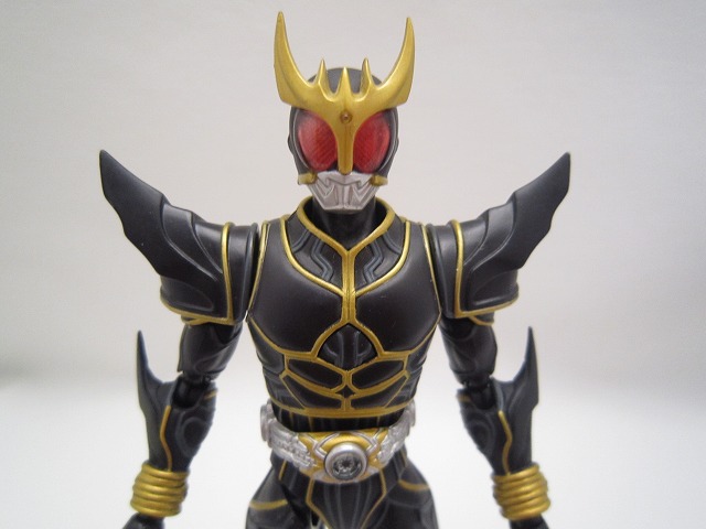 S.H.Figuarts 仮面ライダークウガ　アルティメットフォーム