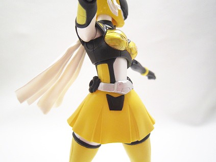 S.H.フィギュアーツ　アキバイエロー　シーズン痛Ver.