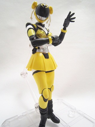 S.H.フィギュアーツ　アキバイエロー　シーズン痛Ver.