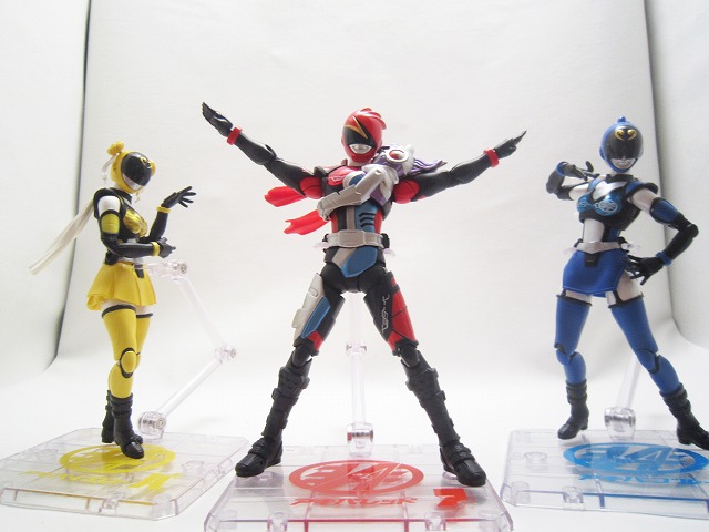 S.H.フィギュアーツ　アキバイエロー　シーズン痛Ver.