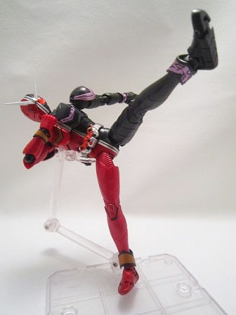 S.H.フィギュアーツ　仮面ライダーW　ヒートセット