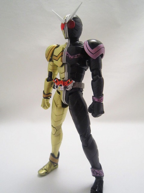 S.H.フィギュアーツ　仮面ライダーW　ルナジョーカー&ルナメタル