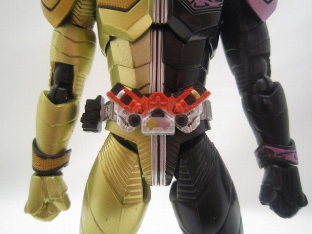 S.H.フィギュアーツ　仮面ライダーW　ルナジョーカー&ルナメタル