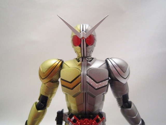 S.H.フィギュアーツ　仮面ライダーW　ルナジョーカー&ルナメタル