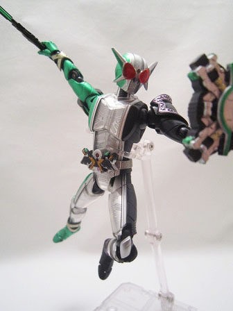 S.H.フィギュアーツ　仮面ライダーW　サイクロンジョーカーエクストリーム