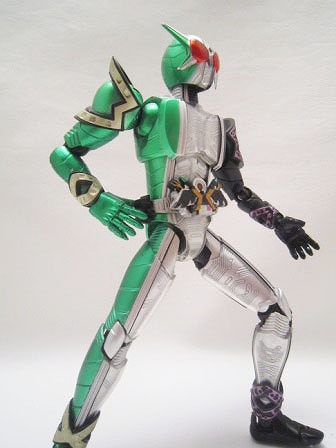 S.H.フィギュアーツ　仮面ライダーW　サイクロンジョーカーエクストリーム