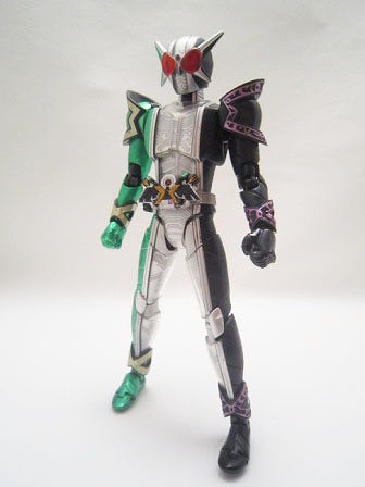 S.H.フィギュアーツ　仮面ライダーW　サイクロンジョーカーエクストリーム