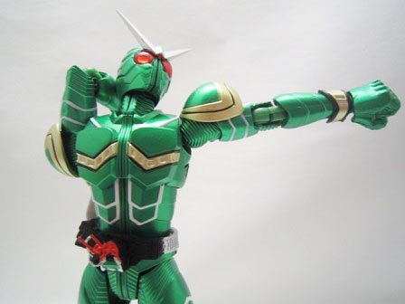 S.H.フィギュアーツ　仮面ライダーサイクロン