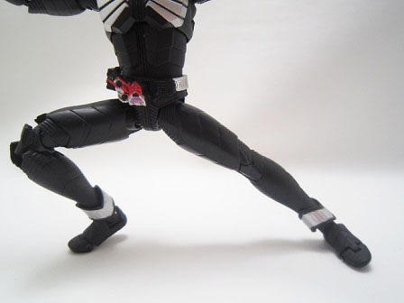 S.H.フィギュアーツ　仮面ライダースカル クリスタル