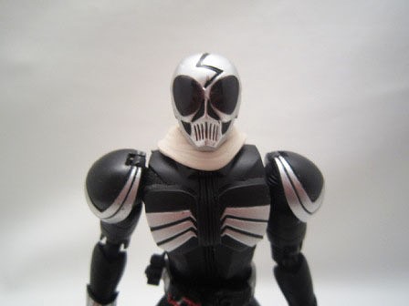 S.H.フィギュアーツ　仮面ライダースカル クリスタル