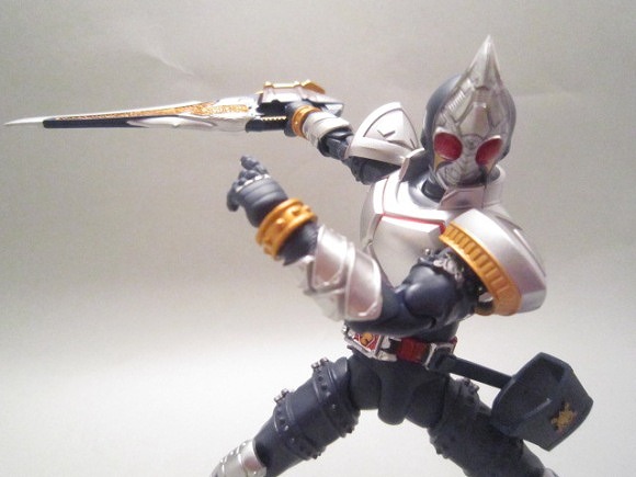 S.H.フィギュアーツ　仮面ライダーブレイド