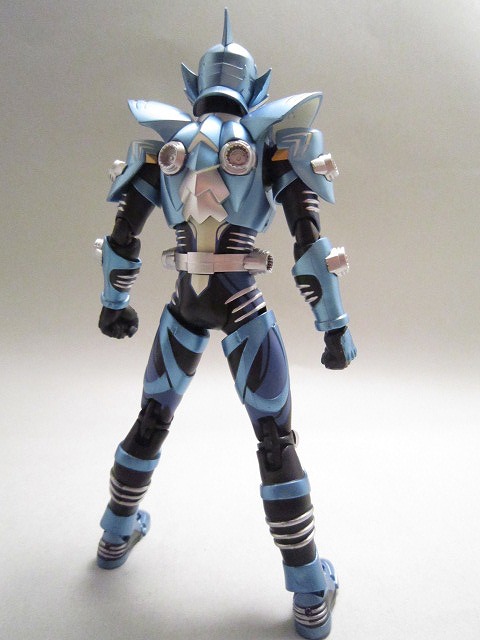 S.H.フィギュアーツ　仮面ライダーアビス