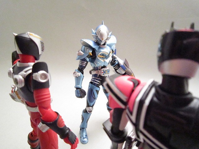 S.H.フィギュアーツ　仮面ライダーアビス