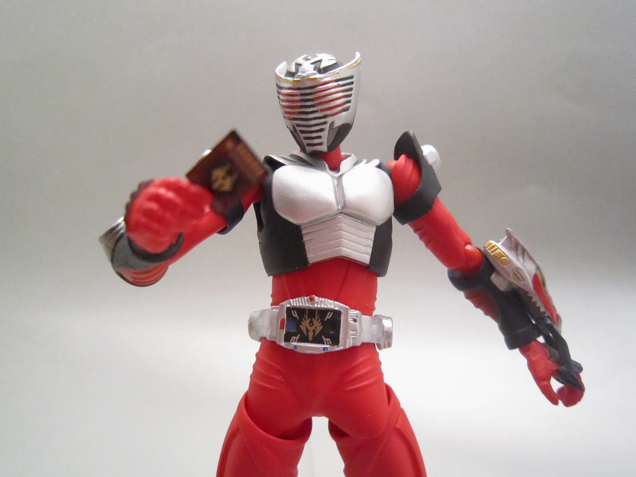 figma 仮面ライダードラゴンナイト