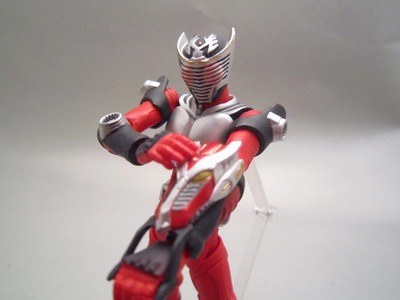 figma 仮面ライダードラゴンナイト