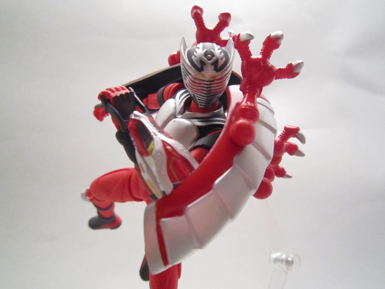 figma 仮面ライダードラゴンナイト