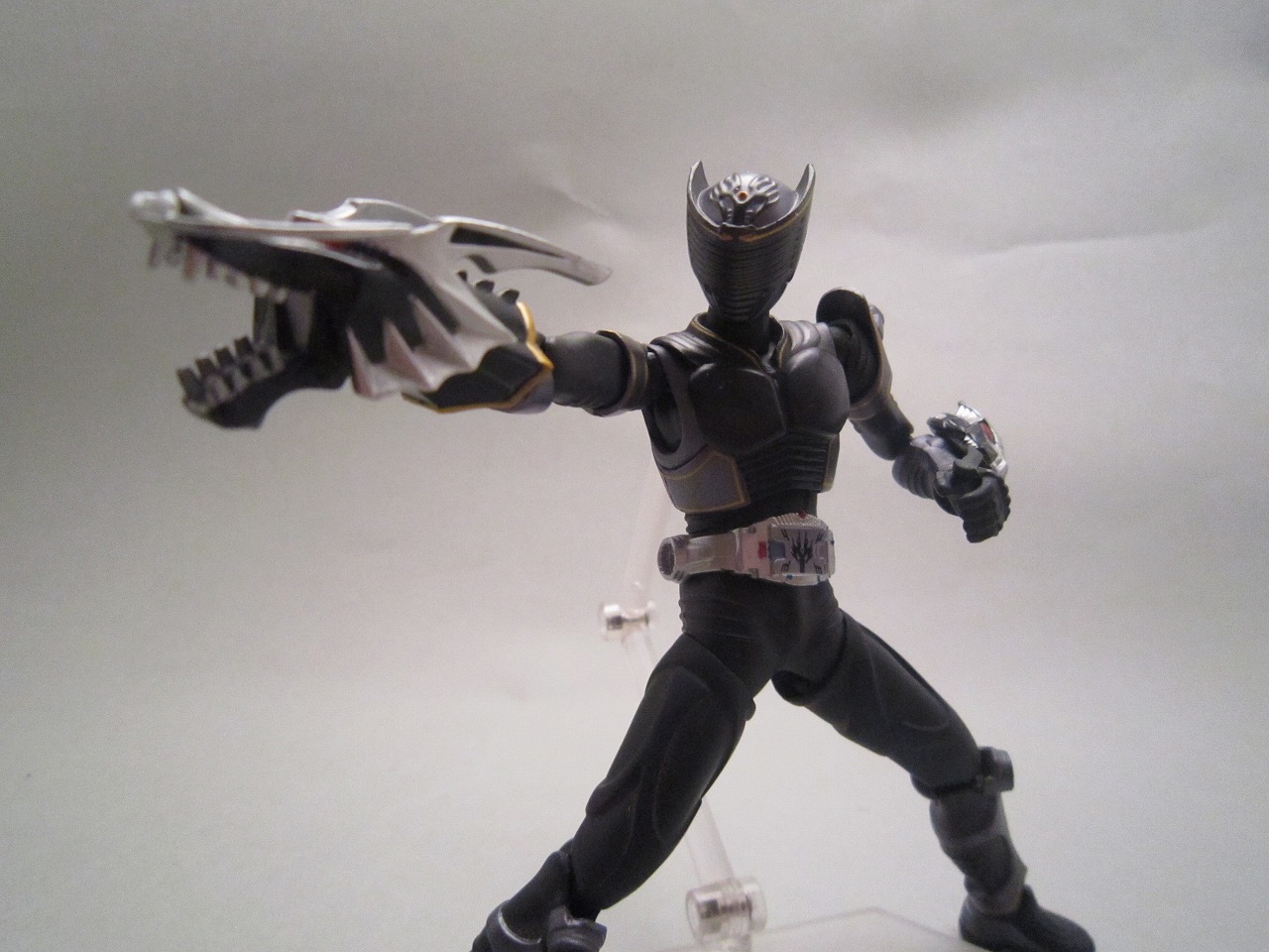 figma 仮面ライダーオニキス