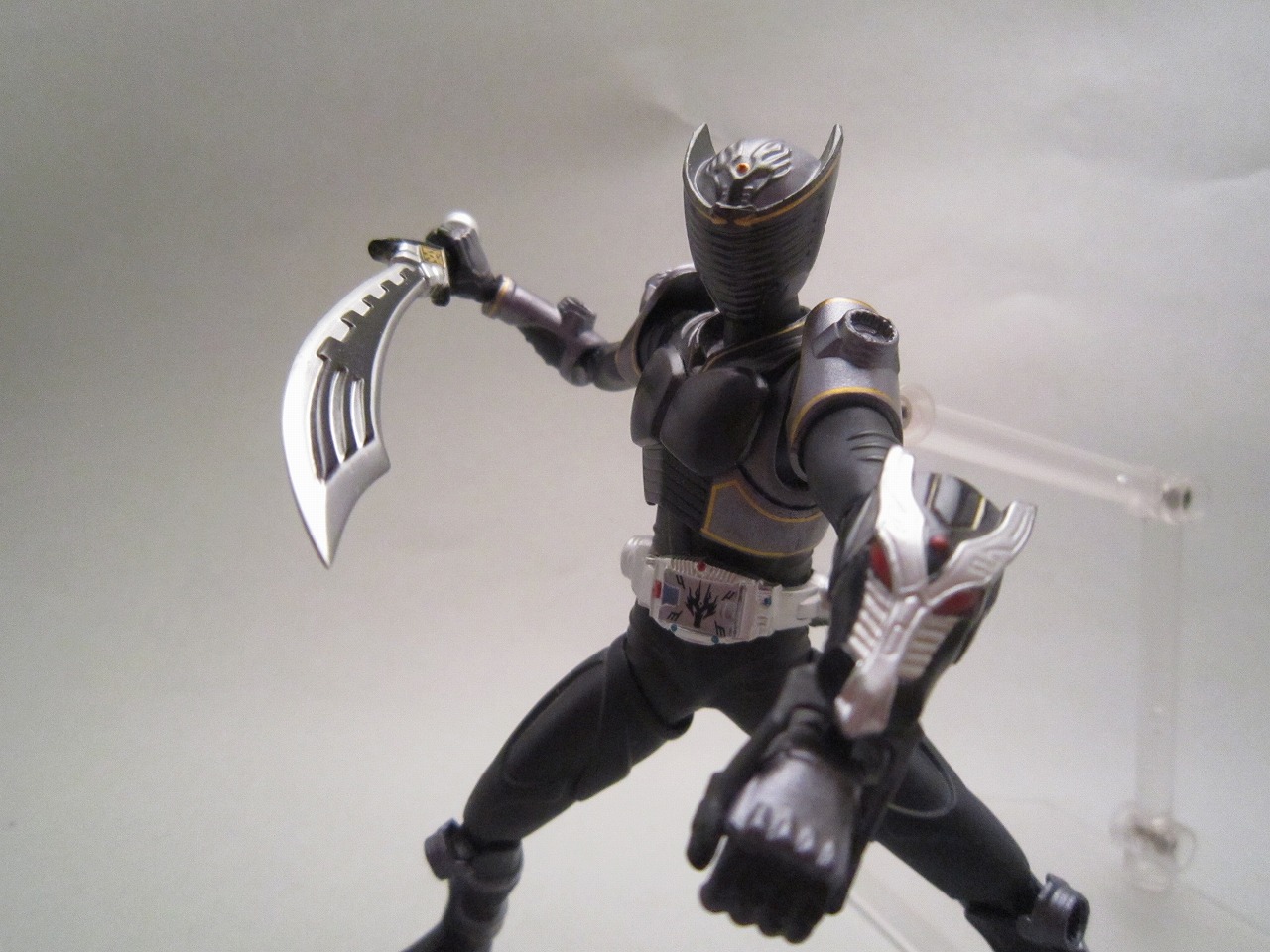 figma 仮面ライダーオニキス