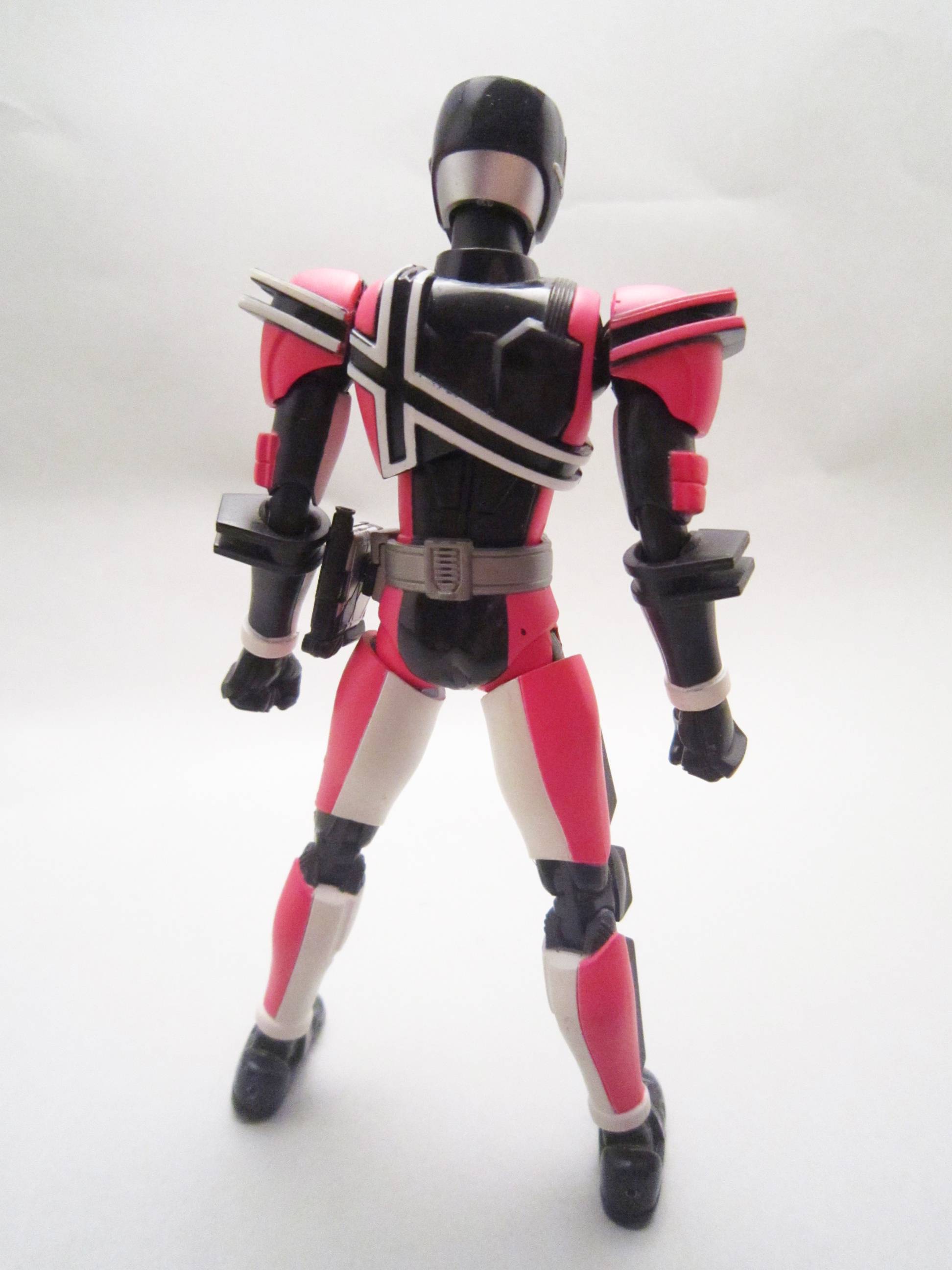 S.H.フィギュアーツ　仮面ライダーディケイド