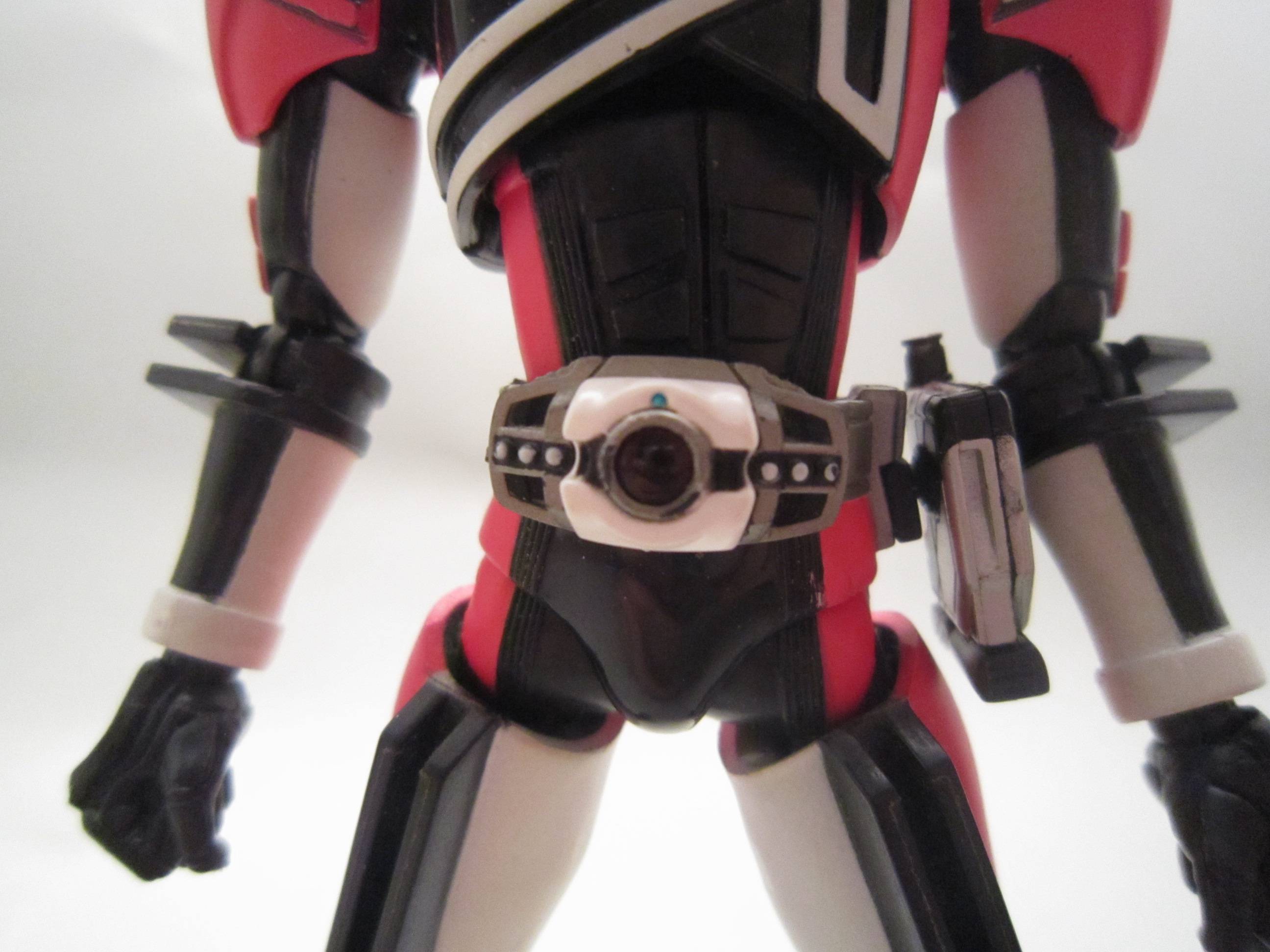 S.H.フィギュアーツ　仮面ライダーディケイド