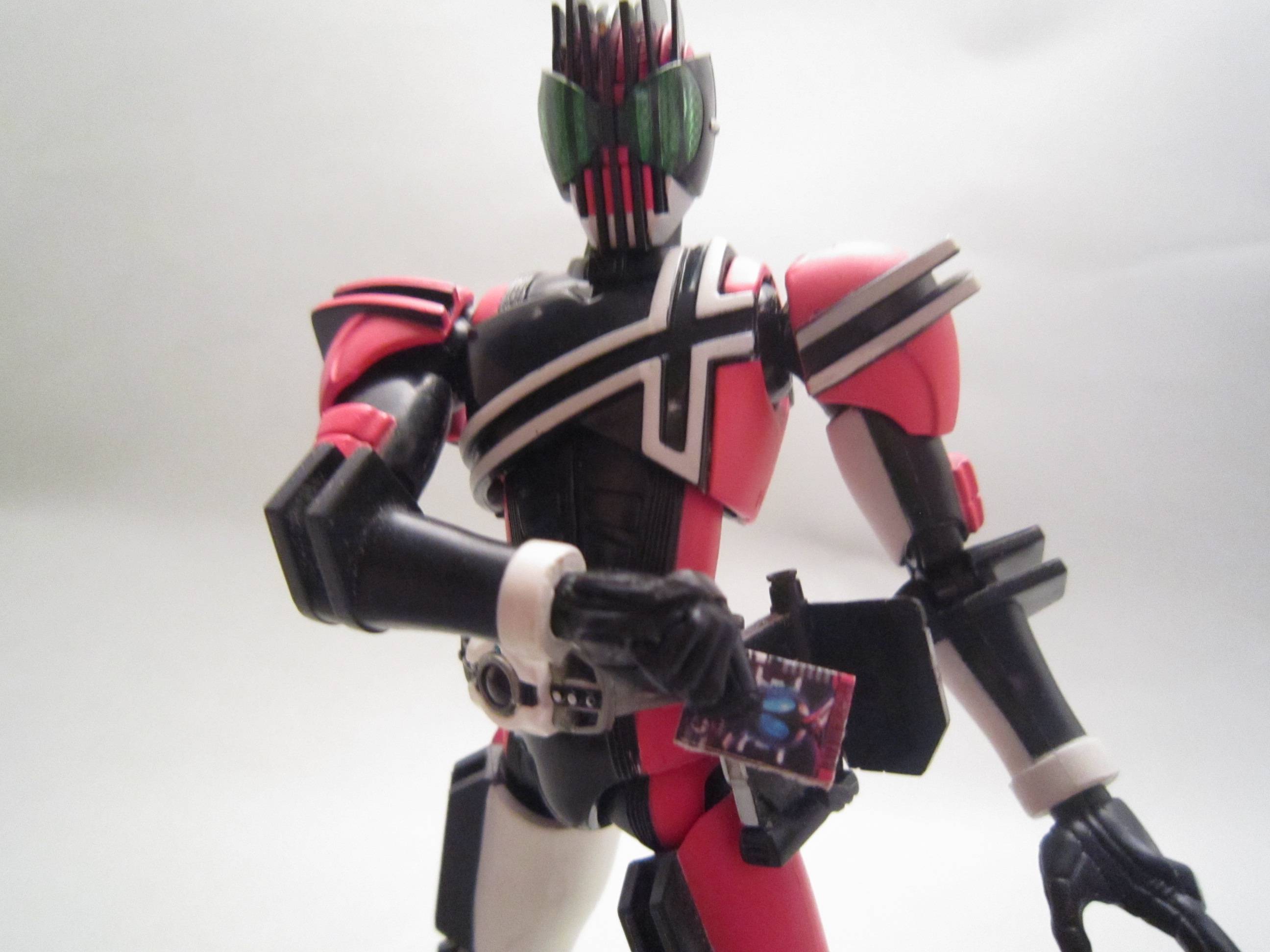 S.H.フィギュアーツ　仮面ライダーディケイド