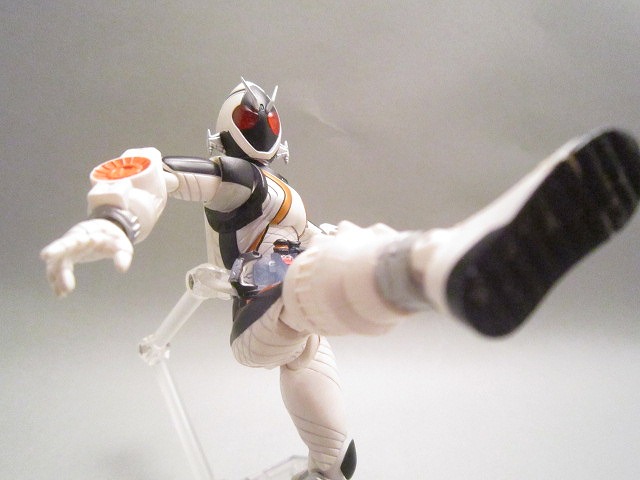 S.H.フィギュアーツ　仮面ライダーフォーゼ　ベースステイツ