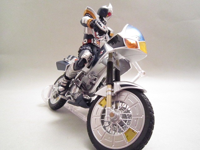 S.H.フィギュアーツ　仮面ライダーG4