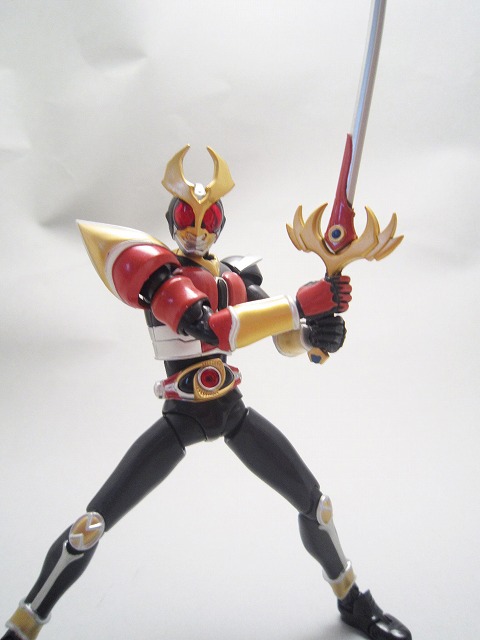 S.H.フィギュアーツ　仮面ライダーアギト　フレイムフォーム