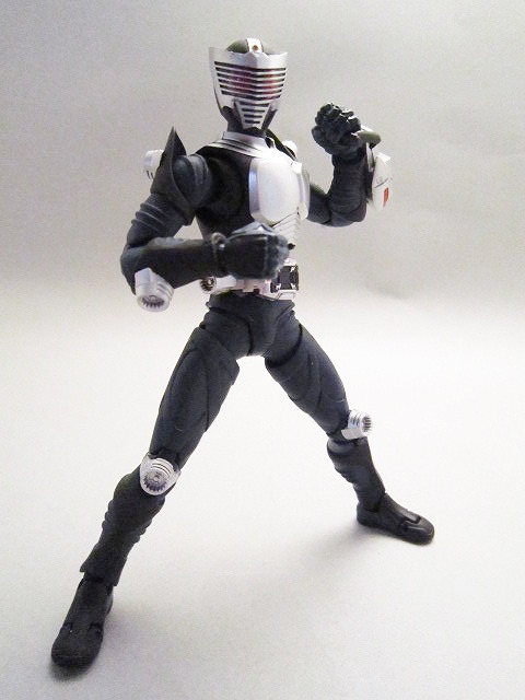 S.H.Figuarts 仮面ライダー龍騎　ブランク体