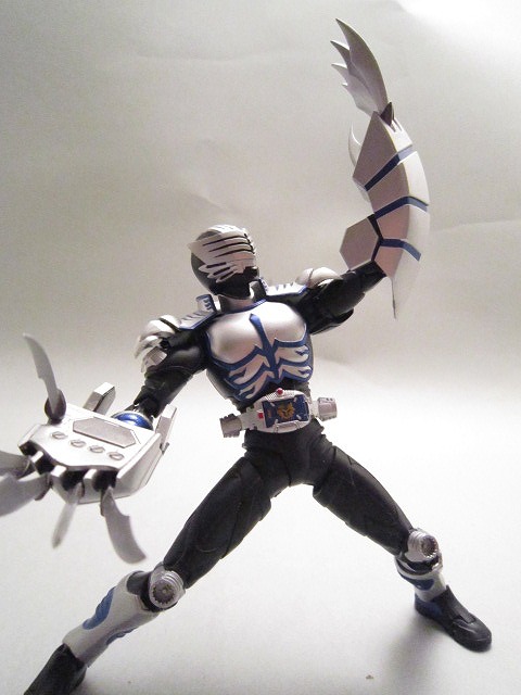 S.H.Figuarts 仮面ライダータイガ