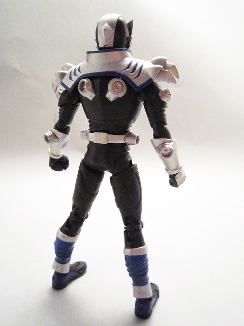 S.H.Figuarts 仮面ライダータイガ