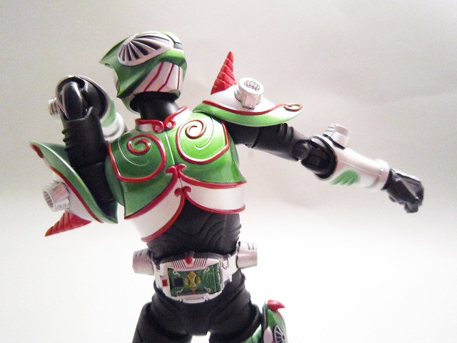 S.H.フィギュアーツ　仮面ライダーベルデ