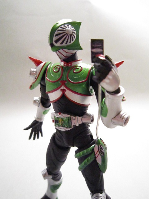 S.H.フィギュアーツ　仮面ライダーベルデ