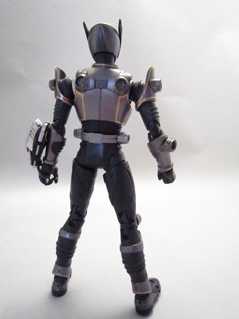 S.H.フィギュアーツ 仮面ライダーリュウガ＆ドラグブラッカー