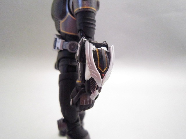 S.H.フィギュアーツ 仮面ライダーリュウガ＆ドラグブラッカー