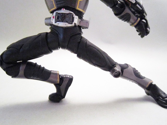 S.H.フィギュアーツ 仮面ライダーリュウガ＆ドラグブラッカー