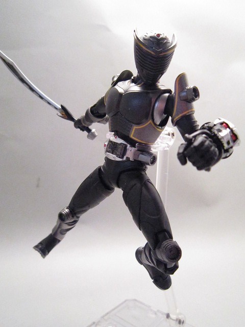 S.H.フィギュアーツ 仮面ライダーリュウガ＆ドラグブラッカー