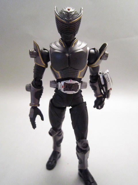 S.H.フィギュアーツ 仮面ライダーリュウガ＆ドラグブラッカー