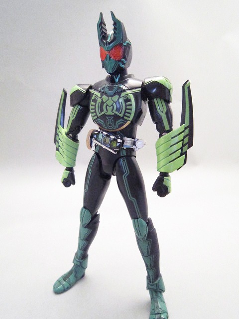 S.H.フィギュアーツ　仮面ライダーオーズ　ガタキリバコンボ