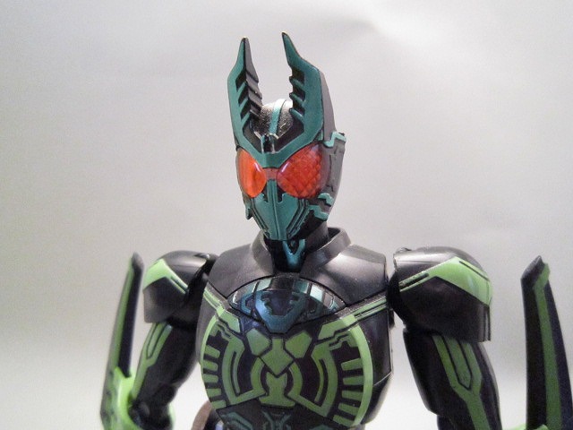 S.H.フィギュアーツ　仮面ライダーオーズ　ガタキリバコンボ