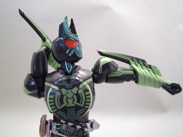 S.H.フィギュアーツ　仮面ライダーオーズ　ガタキリバコンボ