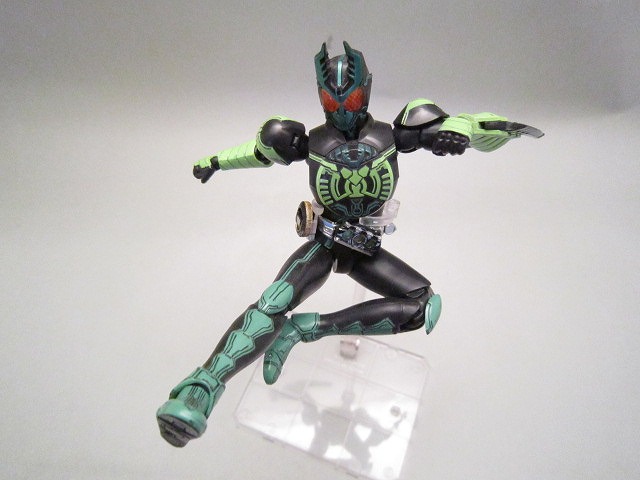 S.H.フィギュアーツ　仮面ライダーオーズ　ガタキリバコンボ