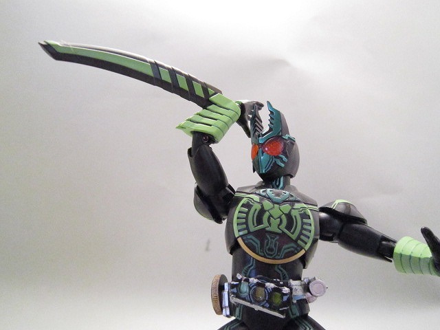 S.H.フィギュアーツ　仮面ライダーオーズ　ガタキリバコンボ