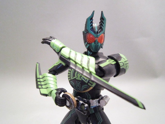 S.H.フィギュアーツ　仮面ライダーオーズ　ガタキリバコンボ
