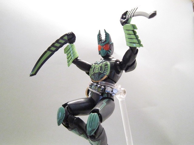 S.H.フィギュアーツ　仮面ライダーオーズ　ガタキリバコンボ