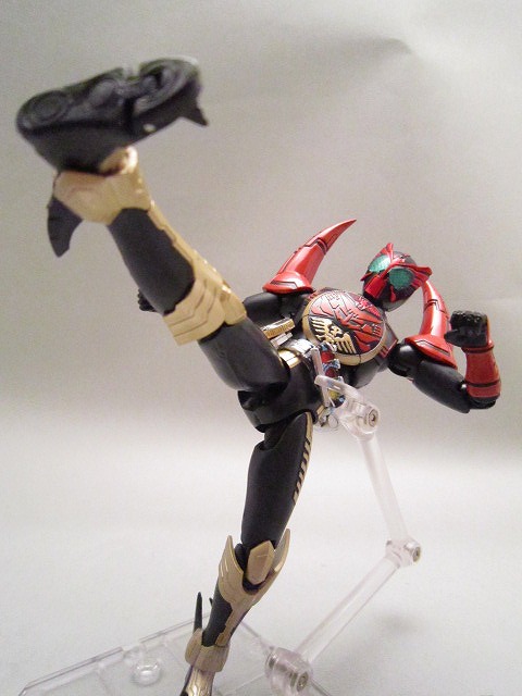 S.H.フィギュアーツ　仮面ライダーオーズ　タマシーコンボ